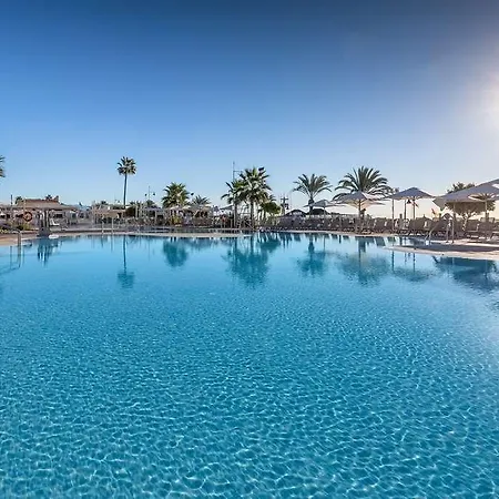 Отель Occidental Playa