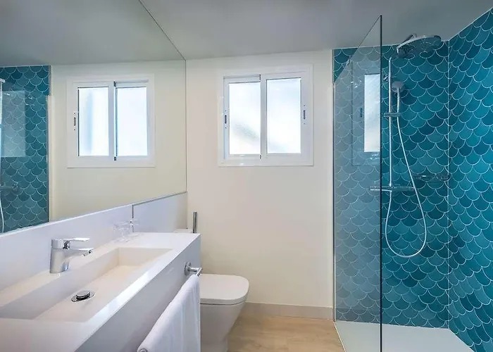 Hotel Occidental Playa *