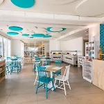 Hotel Occidental Playa *